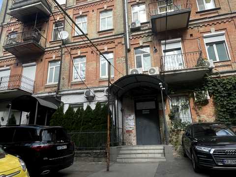 комерційна за адресою Тараса Шевченка бульв., 48-Б