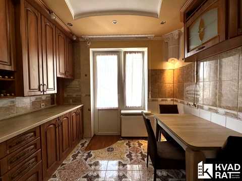 квартира за адресою Богдана Хмельницького вул., 51-Г