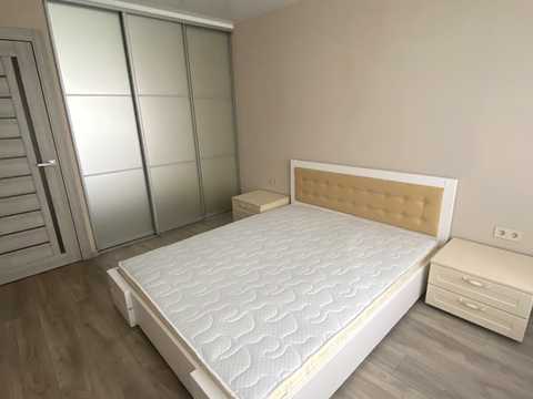 квартира за адресою Перемоги просп., 72
