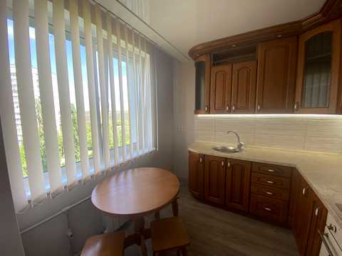 квартира за адресою Перемоги просп., 72