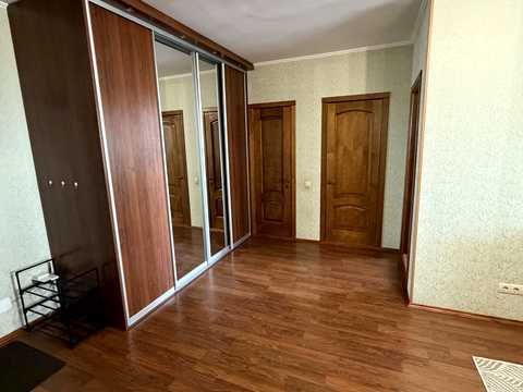 квартира за адресою Олега Мудрака вул. (Генерала Наумова), 66