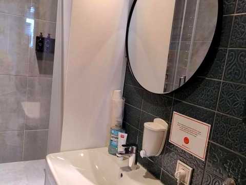комерційна за адресою Ярославська вул., 58