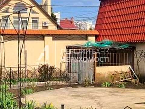 будинок за адресою Анатолія Бачинського вул.
