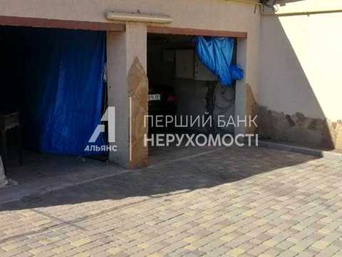 будинок за адресою Анатолія Бачинського вул.