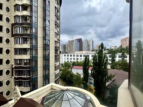 квартира за адресою Василя Тютюнника вул. (Анрі Барбюса), 37/1