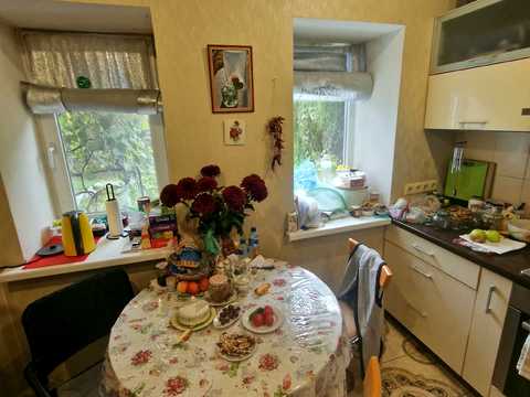 будинок за адресою смт. Високий, Транспортна