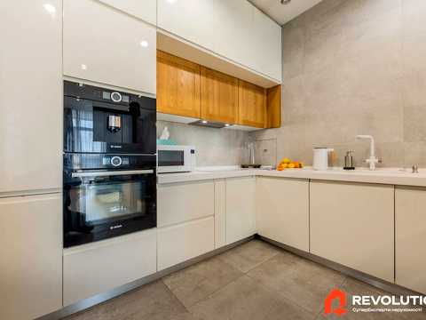 квартира по адресу Джона Маккейна ул. (Івана Кудрі), 7
