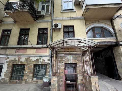 коммерческая по адресу Разумовская ул., 24
