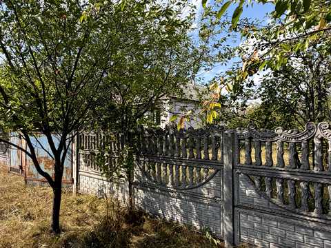 будинок за адресою Вишнева, 51