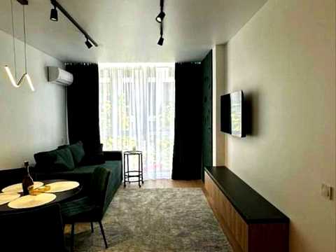 квартира за адресою Салютна вул., 2к7