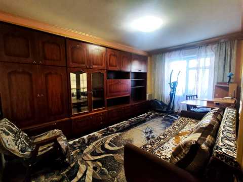 квартира за адресою Дніпровська набережна вул., 9-А