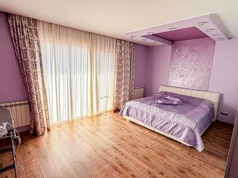 будинок за адресою смт. Велика Березовиця, Гірняка, 10