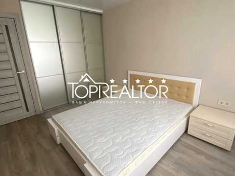 квартира за адресою Перемоги просп., 72