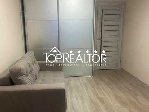 квартира за адресою Перемоги просп., 72