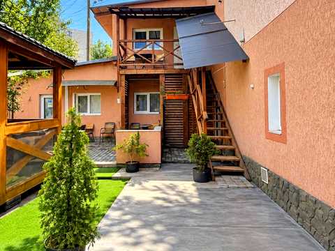 коммерческая по адресу Джерельная ул., 32
