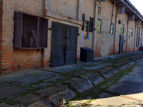 комерційна за адресою Індустріальна вул., 5