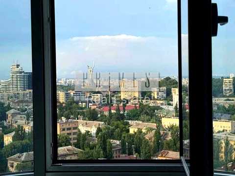 комерційна за адресою Андрія Верхогляда вул. (Михайла Драгомирова), 2-А