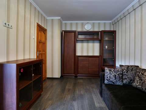 квартира за адресою Мілютенка вул., 16