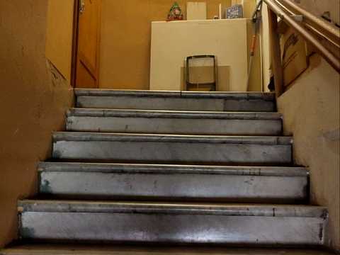 квартира за адресою Утьосова вул., 11