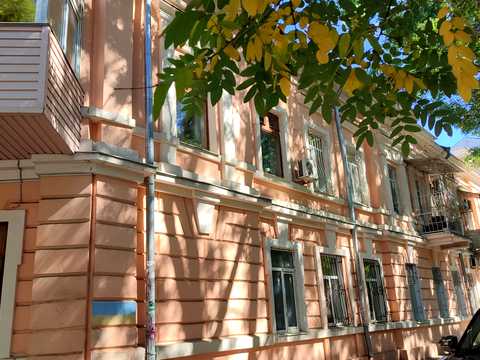 квартира за адресою Утьосова вул., 11