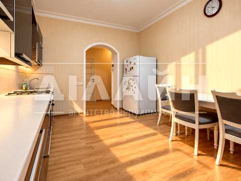 квартира за адресою Розваги вул., 27