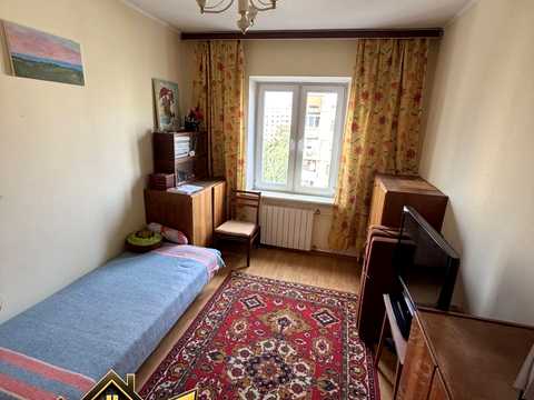 квартира за адресою Квітневий пров., 3
