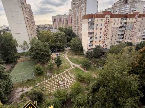 квартира за адресою Квітневий пров., 3