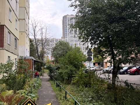 квартира за адресою Квітневий пров., 3