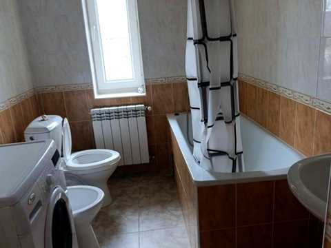 будинок за адресою Загребельна вул., 13