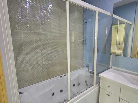 квартира за адресою Героїв полку "Азов" вул. (Маршала Малиновського), 8