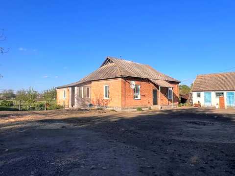 дом по адресу Леси Украинки ул., 1
