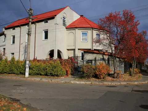 дом по адресу Черняховського ул.