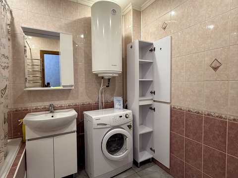 квартира по адресу Драгоманова ул., 1-Г