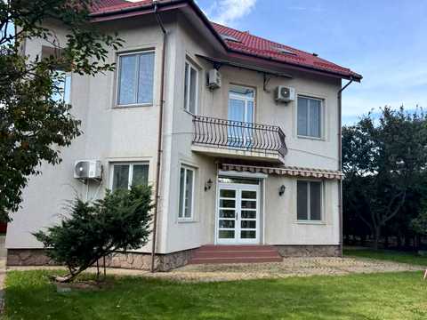 дом по адресу Бережанская ул.