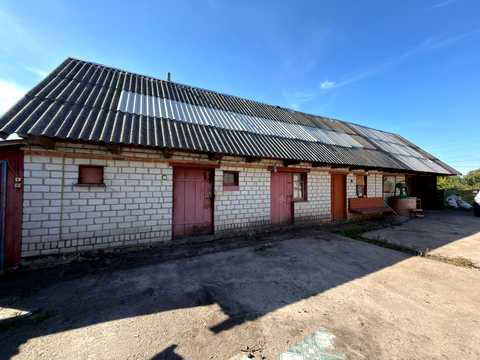 будинок за адресою Квітнева