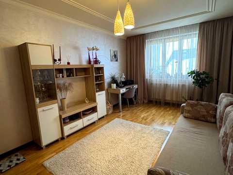квартира за адресою Пустомити, Садова вул., 16а