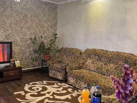 будинок за адресою Кутова