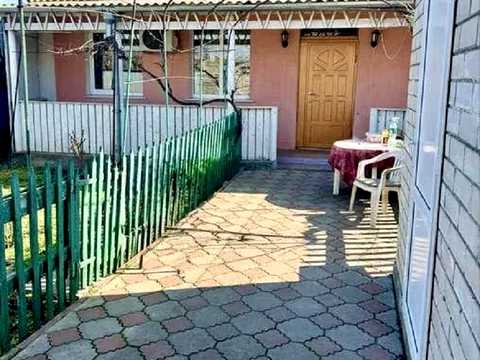 будинок за адресою Кутова