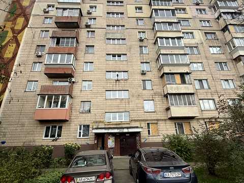 квартира за адресою Романа Шухевича просп. (Генерала Ватутіна), 30