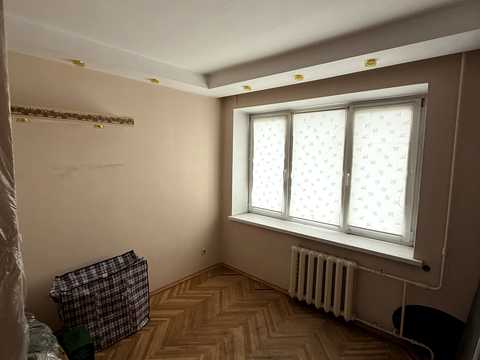 квартира за адресою Романа Шухевича просп. (Генерала Ватутіна), 30