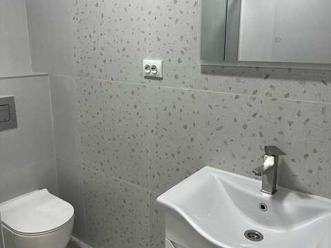 квартира за адресою Хмельницький, Зарічанська вул., (Будинок 2)