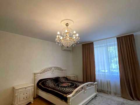квартира за адресою Одеса, Тополина вул., 20