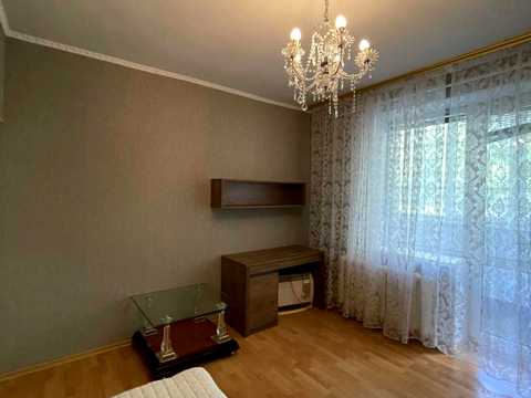 квартира за адресою Одеса, Тополина вул., 20
