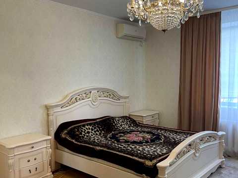 квартира за адресою Одеса, Тополина вул., 20