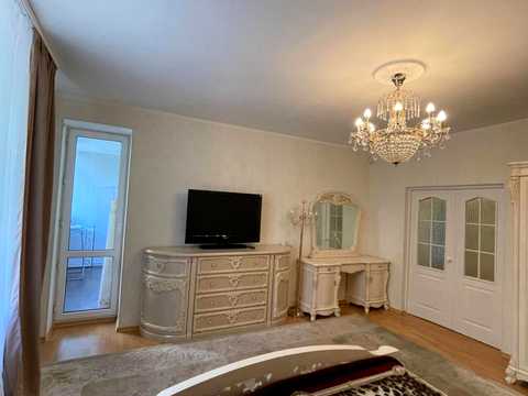 квартира за адресою Одеса, Тополина вул., 20