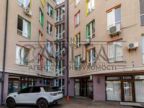 комерційна за адресою Вознесенський узвіз (Смирнова-Ласточкіна), 23 А