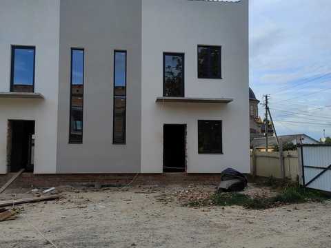 будинок за адресою Здолбунів, Фестивальна