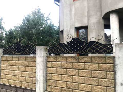 будинок за адресою Дорошенка