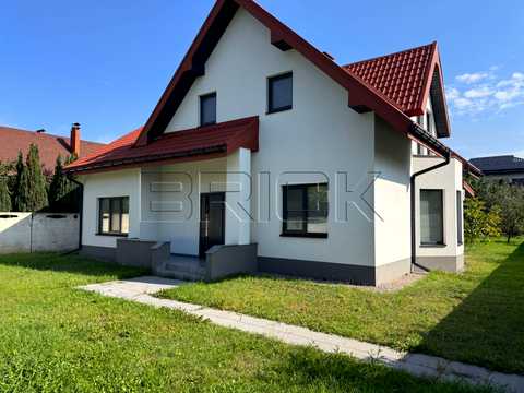 дом по адресу Ивана Сирко ул., 10