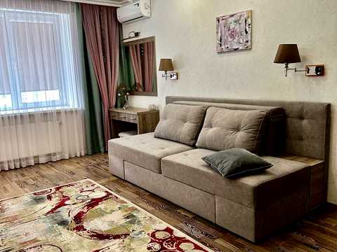 квартира за адресою Дениса Рачінського вул. (Комбінатна), 25